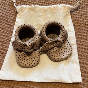 Freshly picked knotted bow moccasins